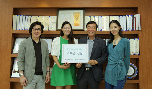 와이컴퍼니 이미지