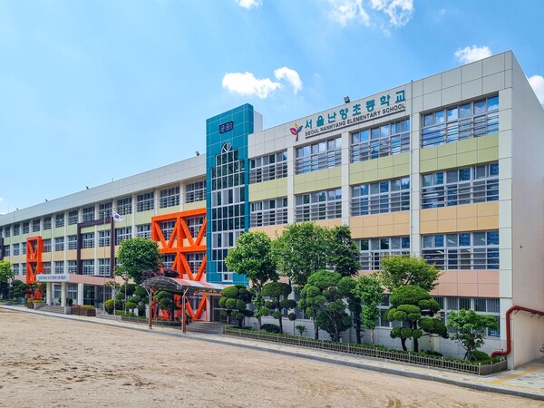 세계유리공사 이미지
